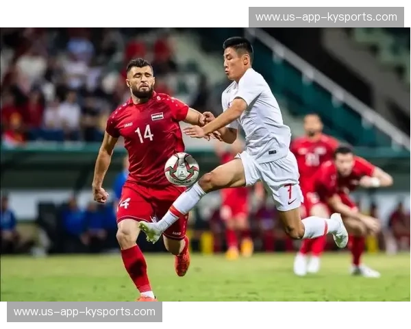 绿茵场上的巅峰对决：中国与伊朗的足球恩怨情仇，“彩票中国vs伊朗”的背后故事